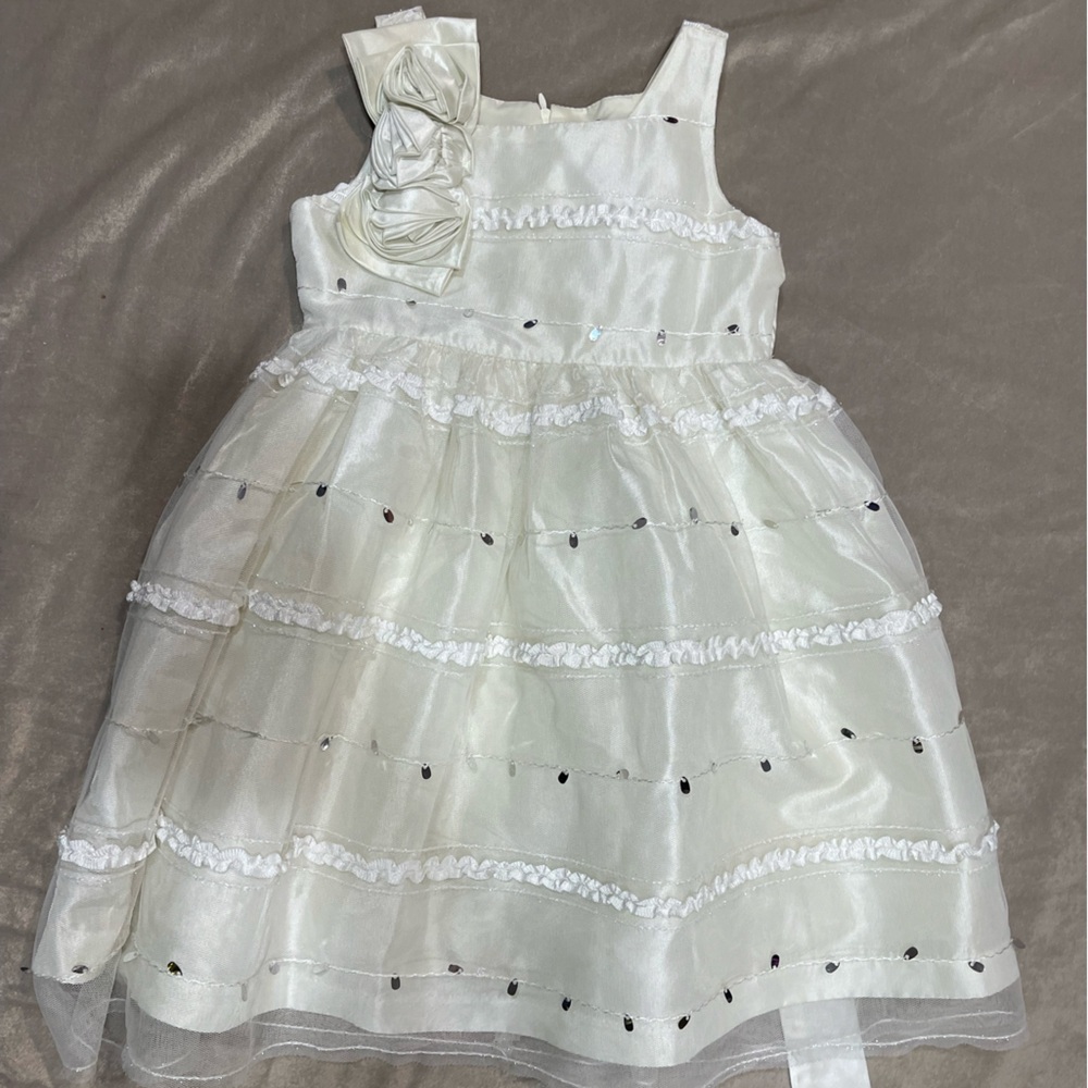 Jayne Copeland White Formal Kids Dress